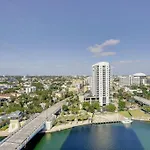 Miami Luxury Condo With Waterview & Next To Brickell