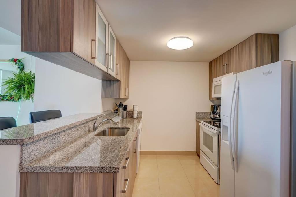 Luxury With Waterview & Next To Brickell *