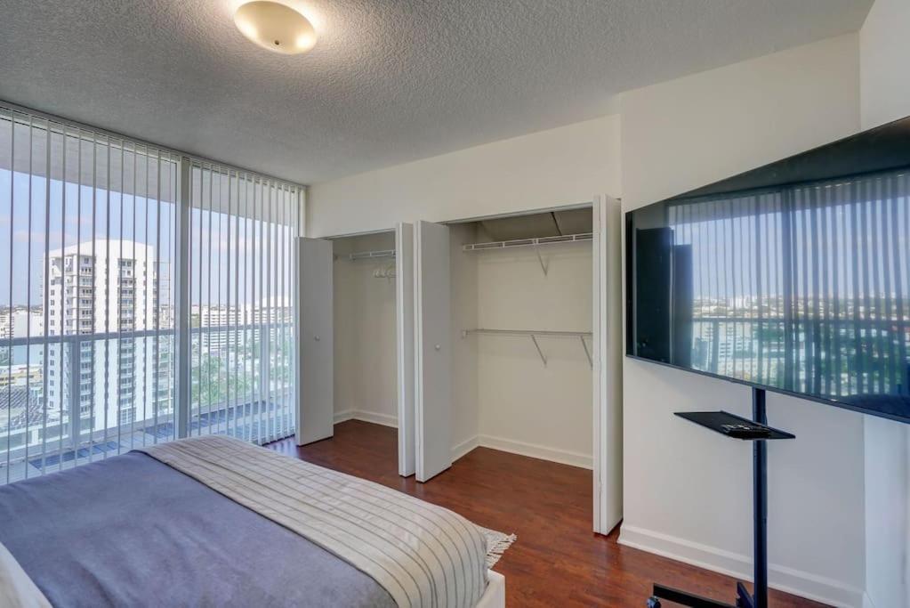 Apartment Luxury With Waterview & Next To Brickell *
