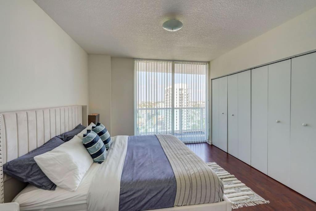 Apartment Luxury With Waterview & Next To Brickell Miami