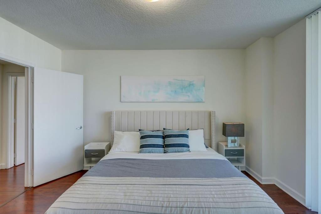 Apartment Luxury With Waterview & Next To Brickell *